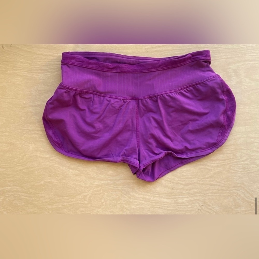 Lululemon Run For Days Short-Regal Plum-Sz 4 EUC💜☀️Anti stink Technology - Picture 9 of 11